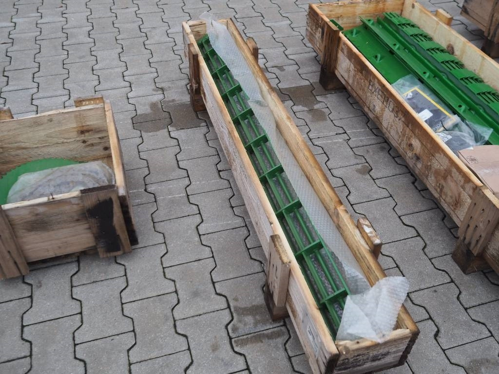 John Deere T660, T670 retrofit kit on corn  - Навесное оборудование для комбайна: фото 3 John Deere T660, T670 retrofit kit on corn  - Навесное оборудование для комбайна: фото 3