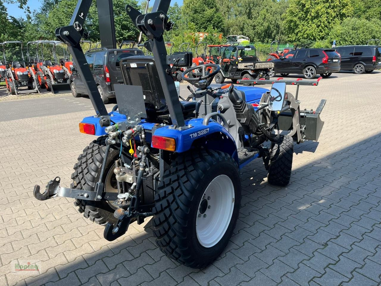 Iseki TM3267 AL - Коммунальный трактор: фото 3 Iseki TM3267 AL - Коммунальный трактор: фото 3