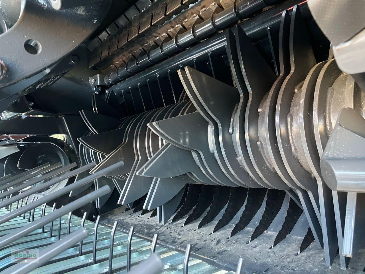 Новый Пресс-подборщик рулонный Kubota BV6190 CF 15 N: фото 7 Новый Пресс-подборщик рулонный Kubota BV6190 CF 15 N: фото 7