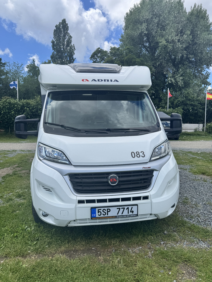 ADRIA Matrix 670 SL - Полуинтегрированный автодом: фото 3 ADRIA Matrix 670 SL - Полуинтегрированный автодом: фото 3
