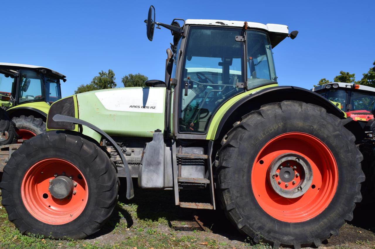 CLAAS Ares 826 RZ - Трактор: фото 2 CLAAS Ares 826 RZ - Трактор: фото 2