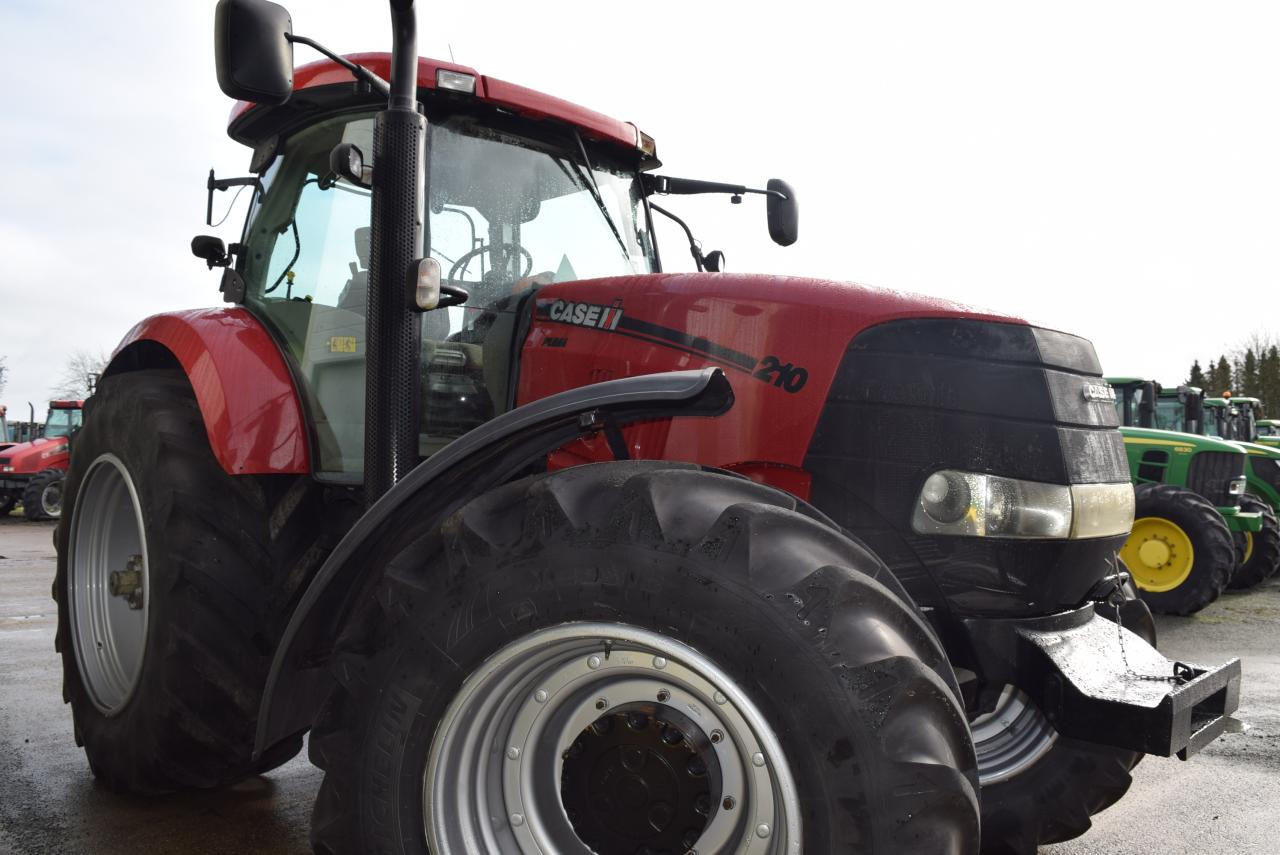 Case-IH Puma 210 MC - Трактор: фото 1 Case-IH Puma 210 MC - Трактор: фото 1