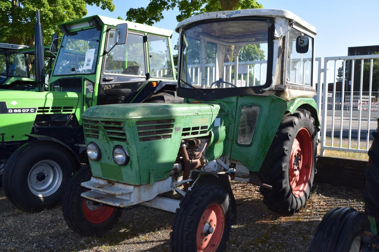 Deutz-Fahr D4006 - Трактор: фото 1 Deutz-Fahr D4006 - Трактор: фото 1