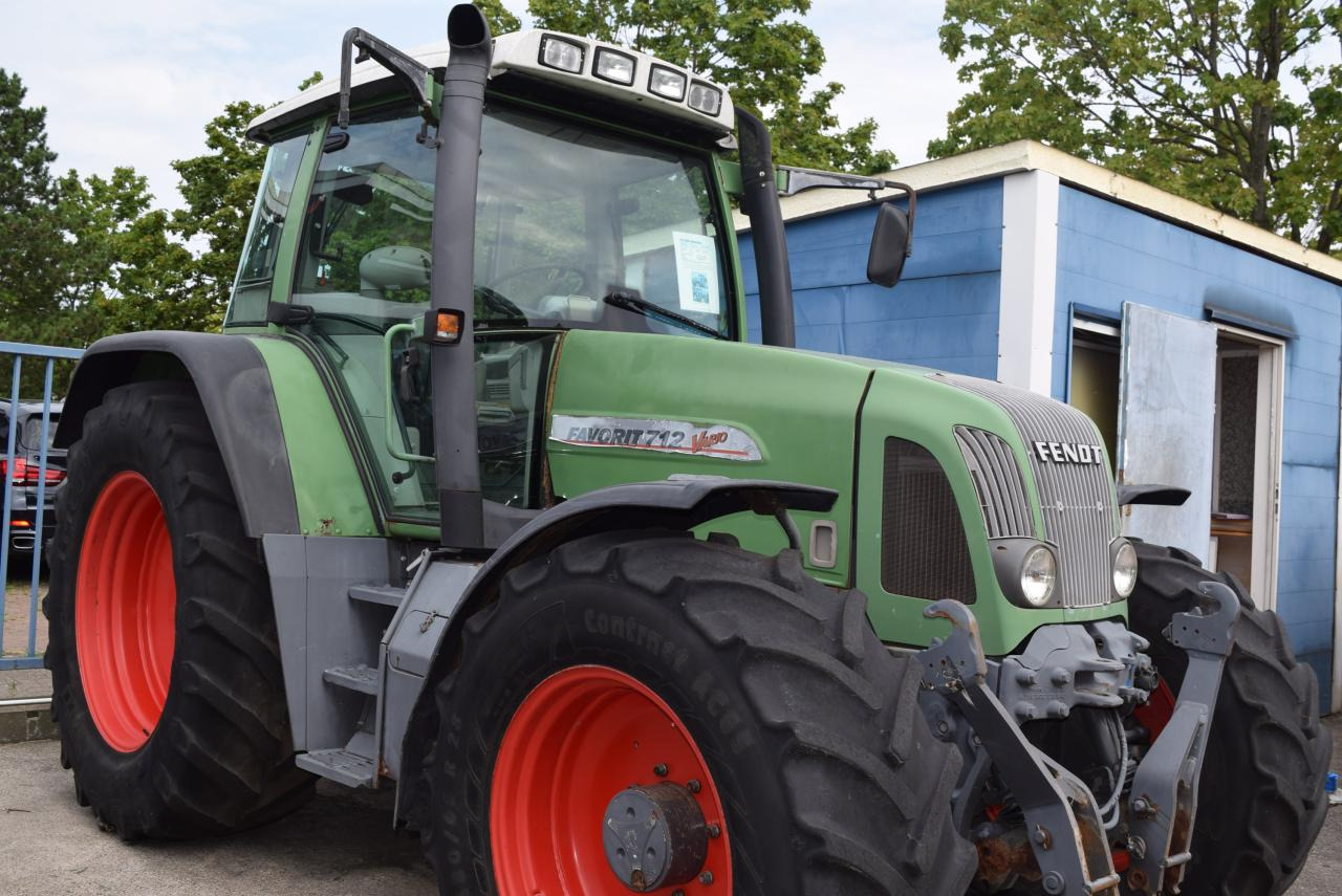 Fendt 712 Vario - Трактор: фото 2 Fendt 712 Vario - Трактор: фото 2