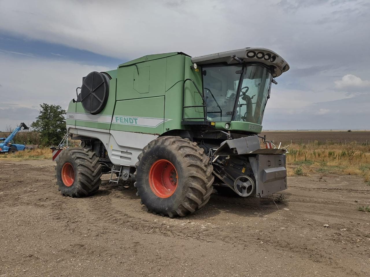 Fendt 9460 R - Зерноуборочный комбайн: фото 1 Fendt 9460 R - Зерноуборочный комбайн: фото 1