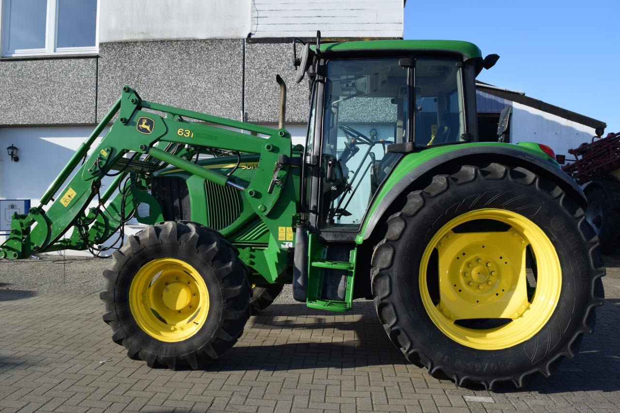John Deere 6220 - Трактор: фото 3 John Deere 6220 - Трактор: фото 3