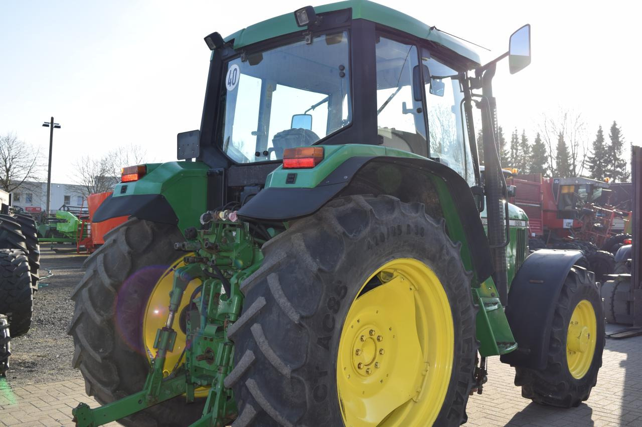 John Deere 6510 - Трактор: фото 5 John Deere 6510 - Трактор: фото 5