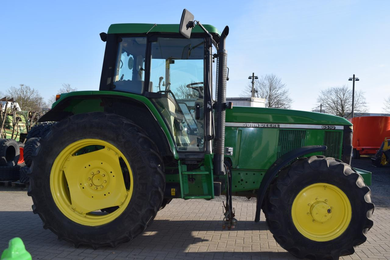 John Deere 6510 - Трактор: фото 2 John Deere 6510 - Трактор: фото 2