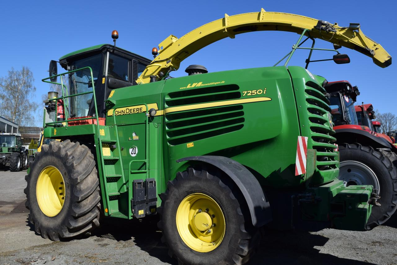 John Deere 7250 i - Кормоуборочный комбайн: фото 4 John Deere 7250 i - Кормоуборочный комбайн: фото 4