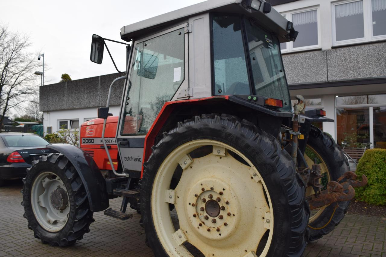 Massey Ferguson MF 3060 - Трактор: фото 5 Massey Ferguson MF 3060 - Трактор: фото 5