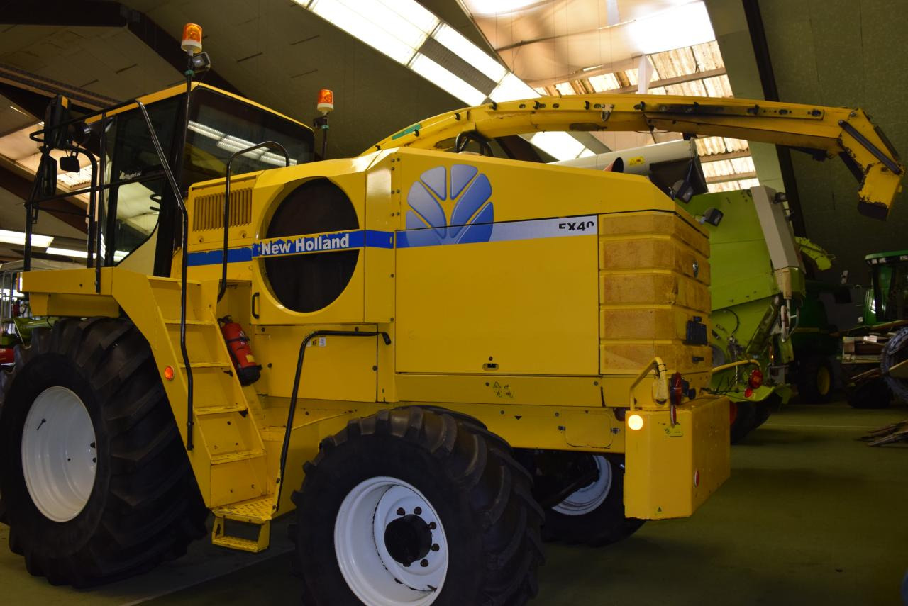 New Holland FX 40 - Кормоуборочный комбайн: фото 4 New Holland FX 40 - Кормоуборочный комбайн: фото 4
