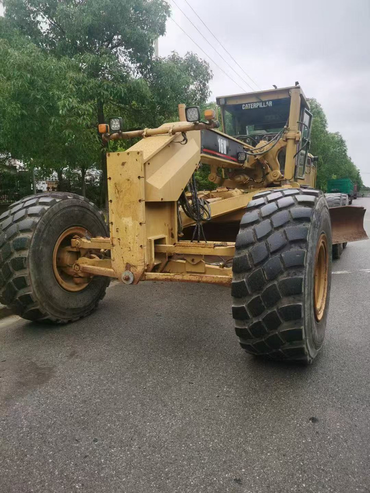 CAT 16H - Грейдер: фото 2 CAT 16H - Грейдер: фото 2