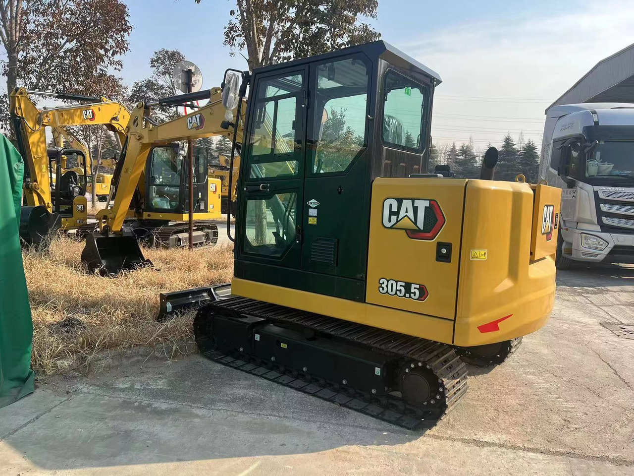CAT 305.5 - Мини-экскаватор: фото 5 CAT 305.5 - Мини-экскаватор: фото 5