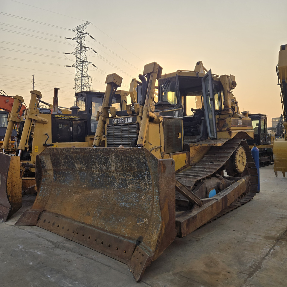 CATERPILLAR D6R - Бульдозер: фото 2 CATERPILLAR D6R - Бульдозер: фото 2