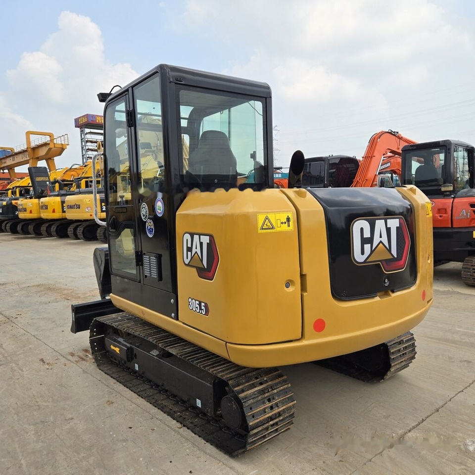 Caterpillar 305.5 - Гусеничный экскаватор: фото 4 Caterpillar 305.5 - Гусеничный экскаватор: фото 4