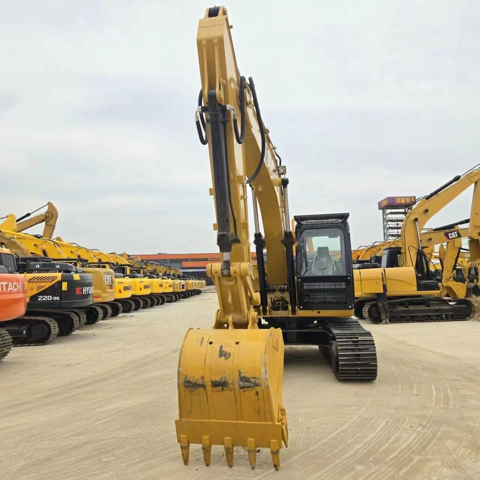 Caterpillar 315D2GC - Гусеничный экскаватор: фото 3 Caterpillar 315D2GC - Гусеничный экскаватор: фото 3