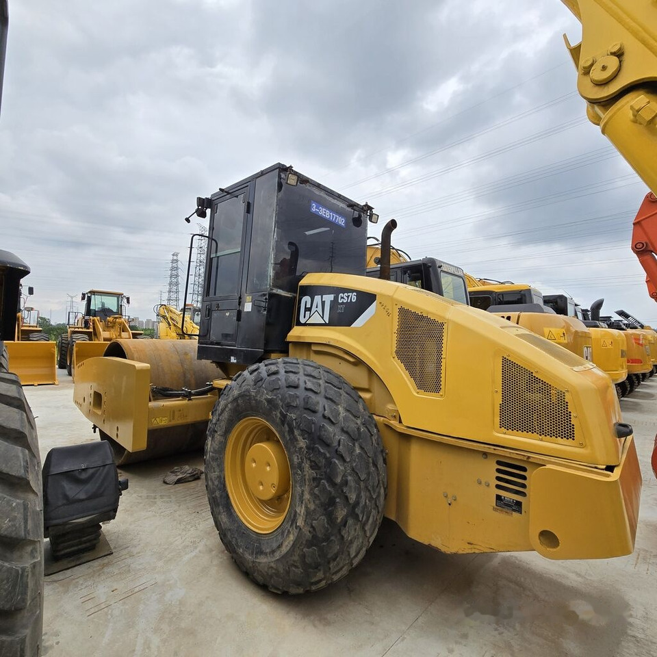 Caterpillar CS76 лизинг Caterpillar CS76: фото 7