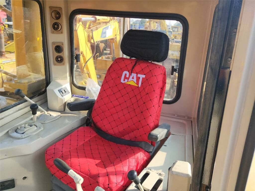 Caterpillar D 7 R - Бульдозер: фото 1 Caterpillar D 7 R - Бульдозер: фото 1
