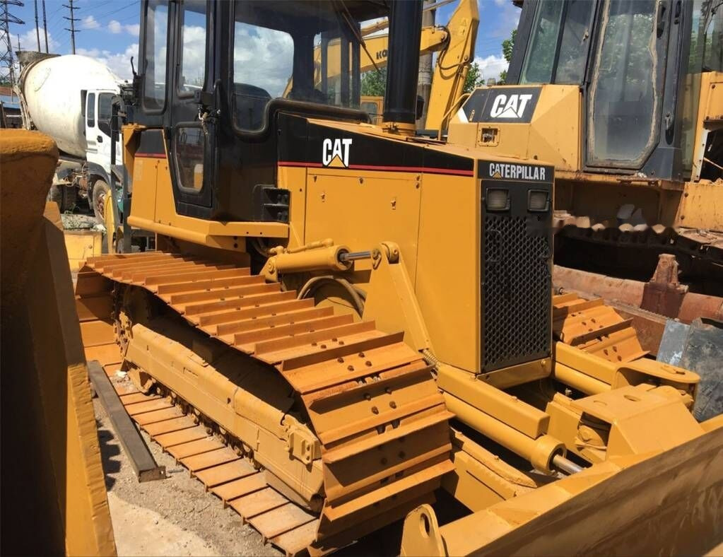 Caterpillar D4C - Бульдозер: фото 2 Caterpillar D4C - Бульдозер: фото 2