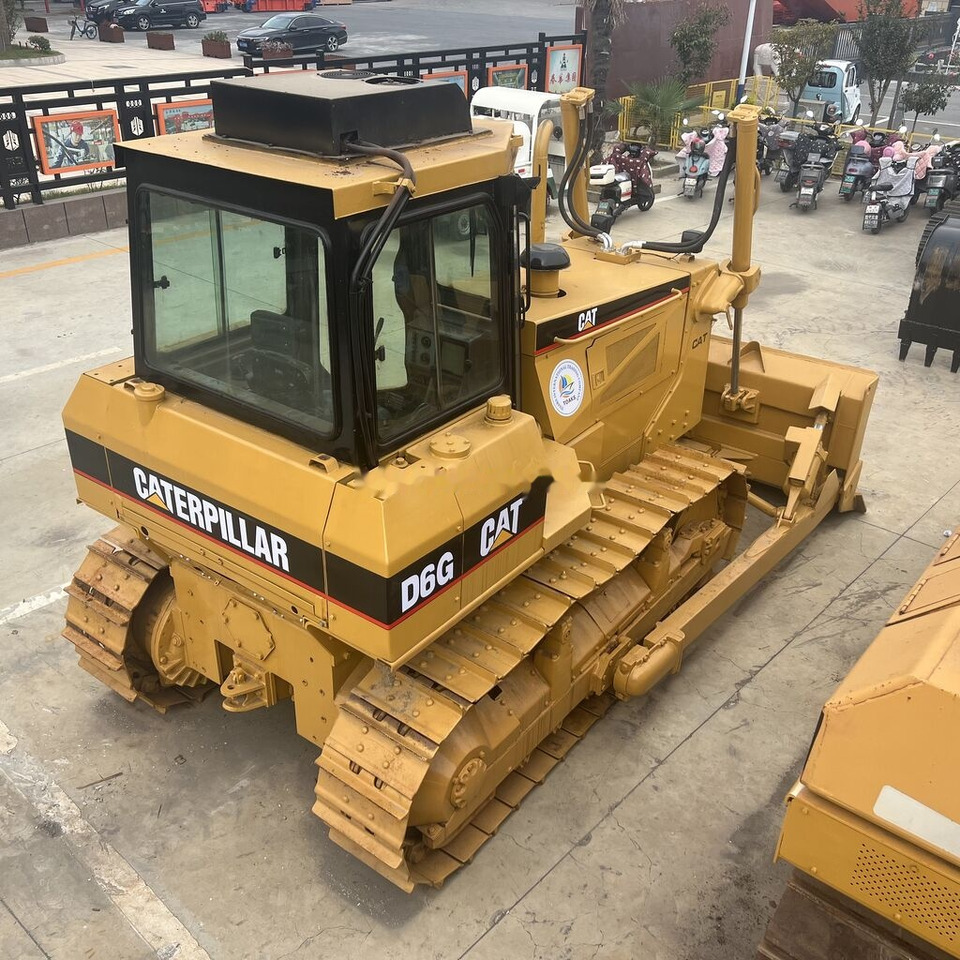 Caterpillar D6G - Бульдозер: фото 1 Caterpillar D6G - Бульдозер: фото 1