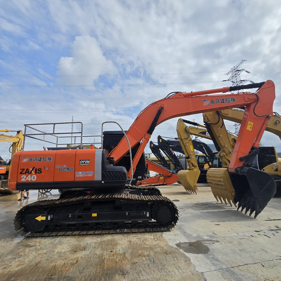 HITACHI ZX240 - Гусеничный экскаватор: фото 4 HITACHI ZX240 - Гусеничный экскаватор: фото 4