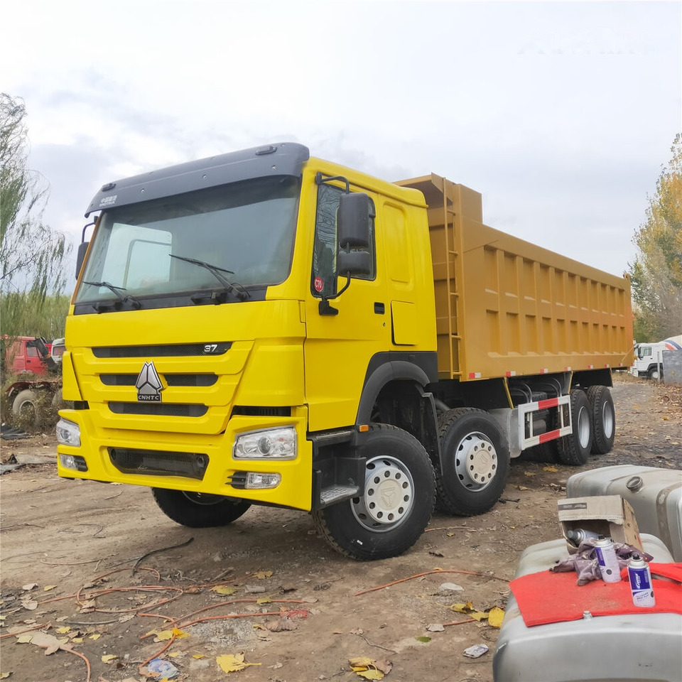 Самосвал Howo: фото 11