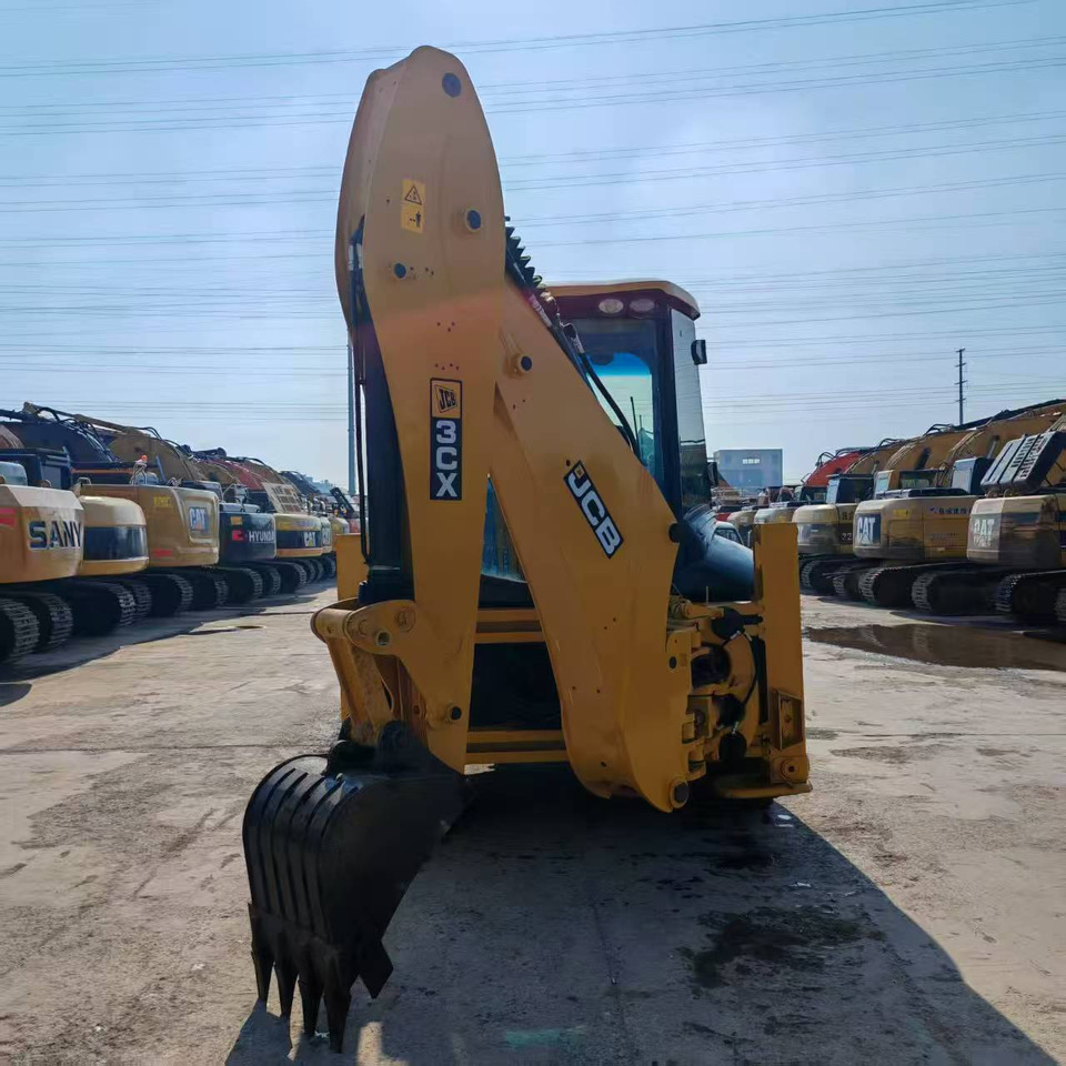 JCB 3CX - Экскаватор-погрузчик: фото 2 JCB 3CX - Экскаватор-погрузчик: фото 2