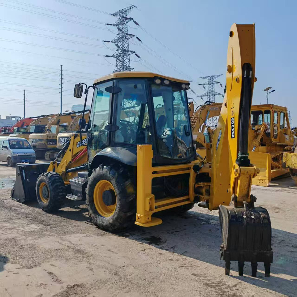 JCB 3CX - Экскаватор-погрузчик: фото 4 JCB 3CX - Экскаватор-погрузчик: фото 4