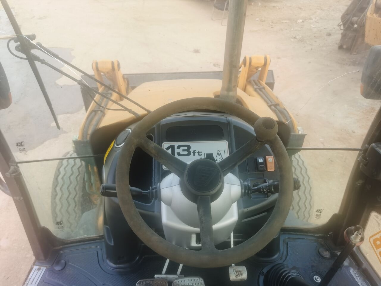 JCB 3CX - Экскаватор-погрузчик: фото 2 JCB 3CX - Экскаватор-погрузчик: фото 2