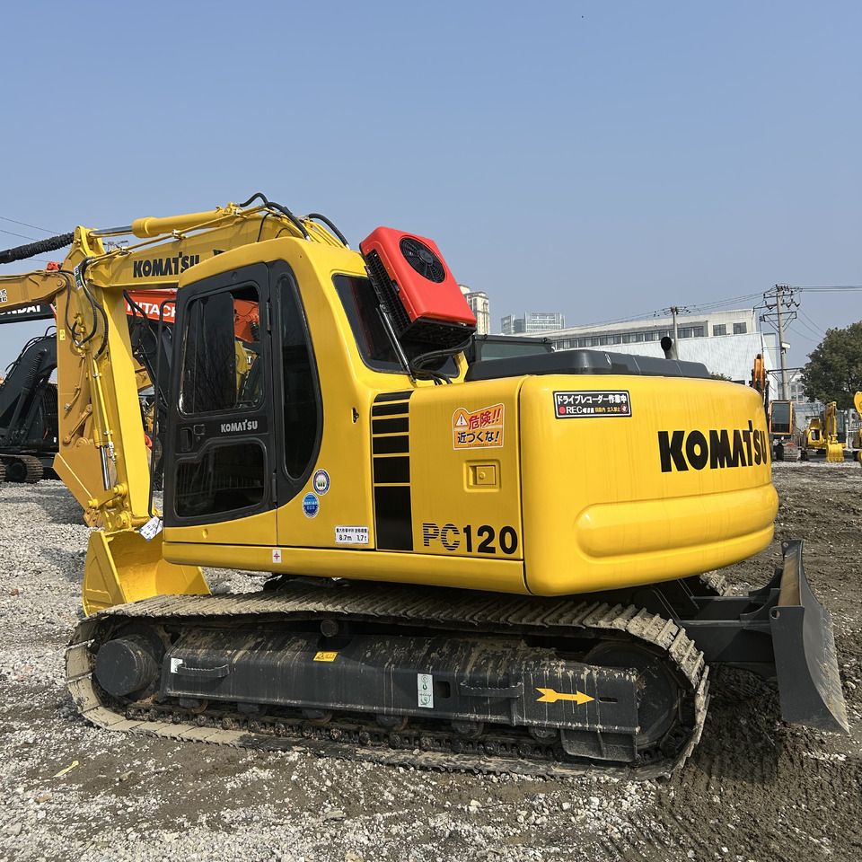 KOMATSU PC120 - Гусеничный экскаватор: фото 1 KOMATSU PC120 - Гусеничный экскаватор: фото 1