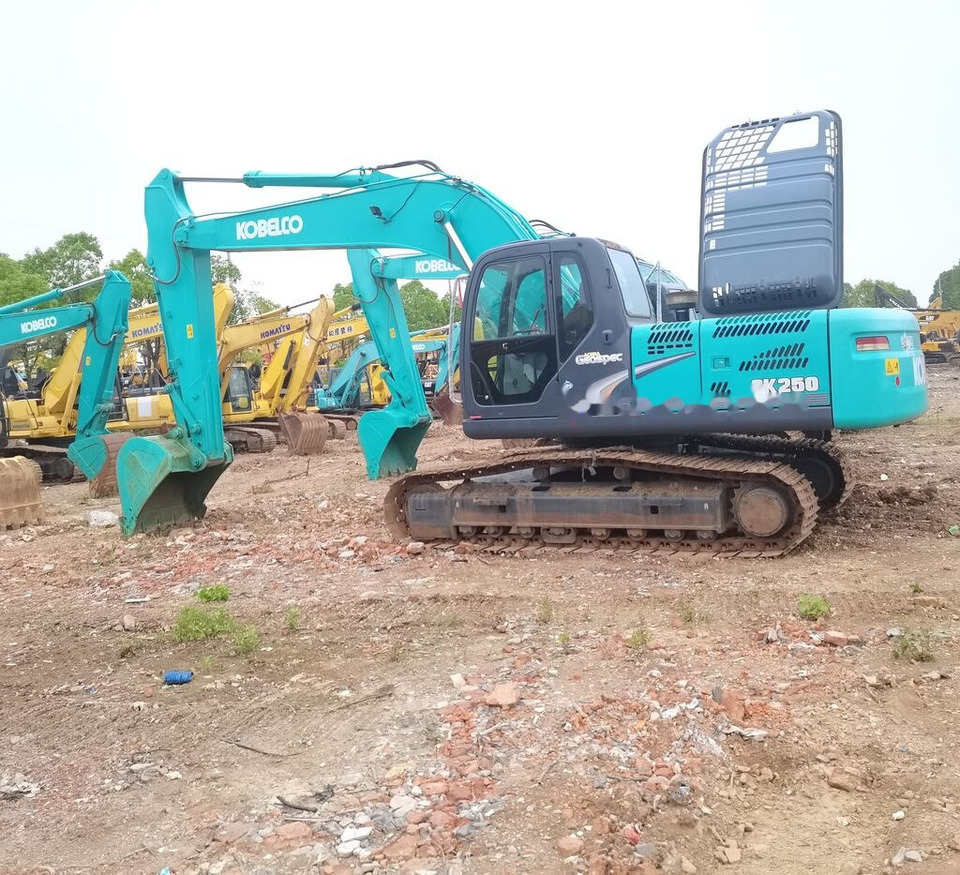 Kobelco SK250 - Гусеничный экскаватор: фото 1 Kobelco SK250 - Гусеничный экскаватор: фото 1