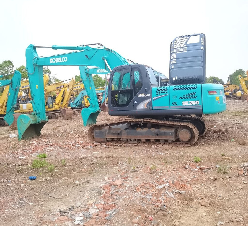 Kobelco SK250 - Гусеничный экскаватор: фото 4 Kobelco SK250 - Гусеничный экскаватор: фото 4