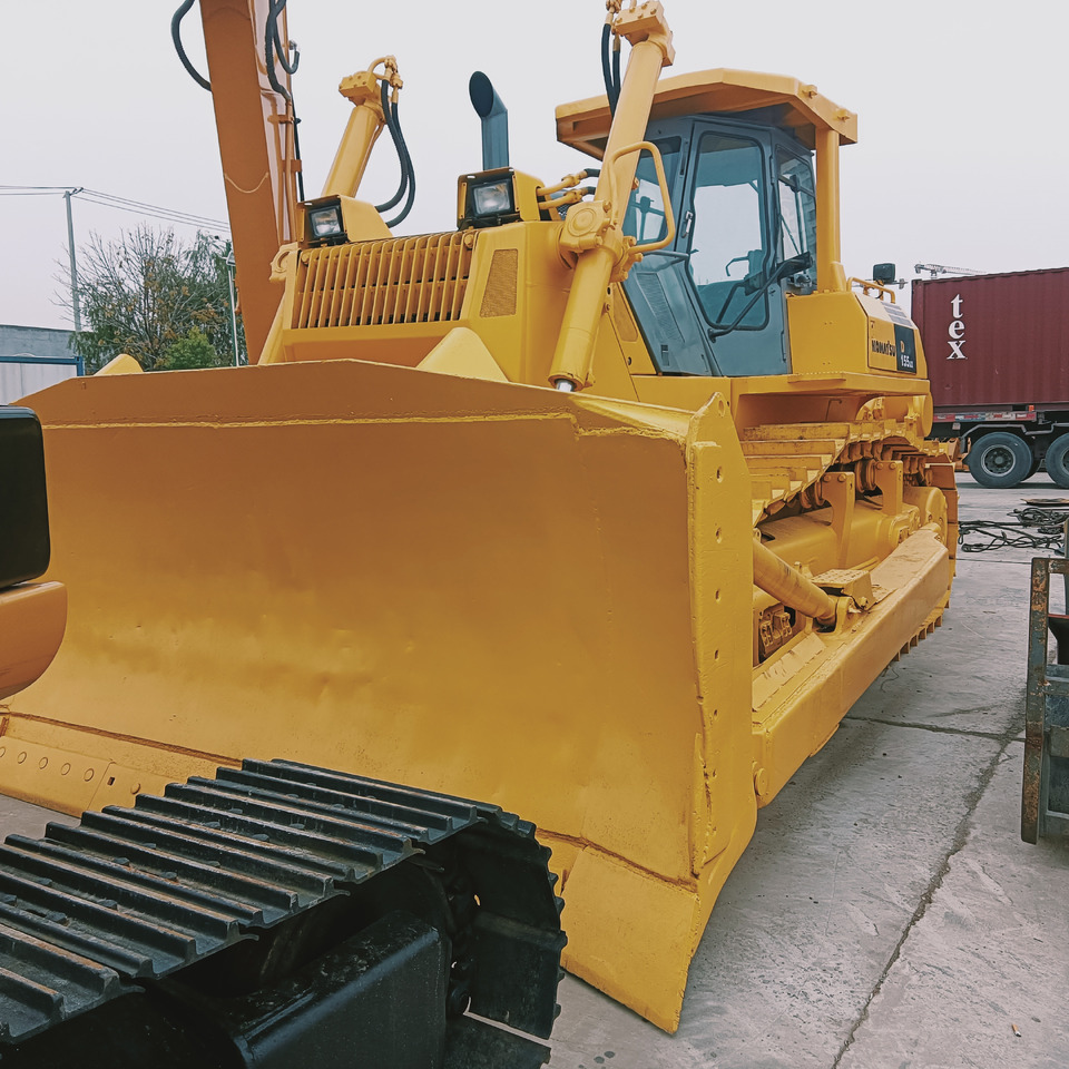 Komatsu D155A-5 - Бульдозер: фото 1 Komatsu D155A-5 - Бульдозер: фото 1