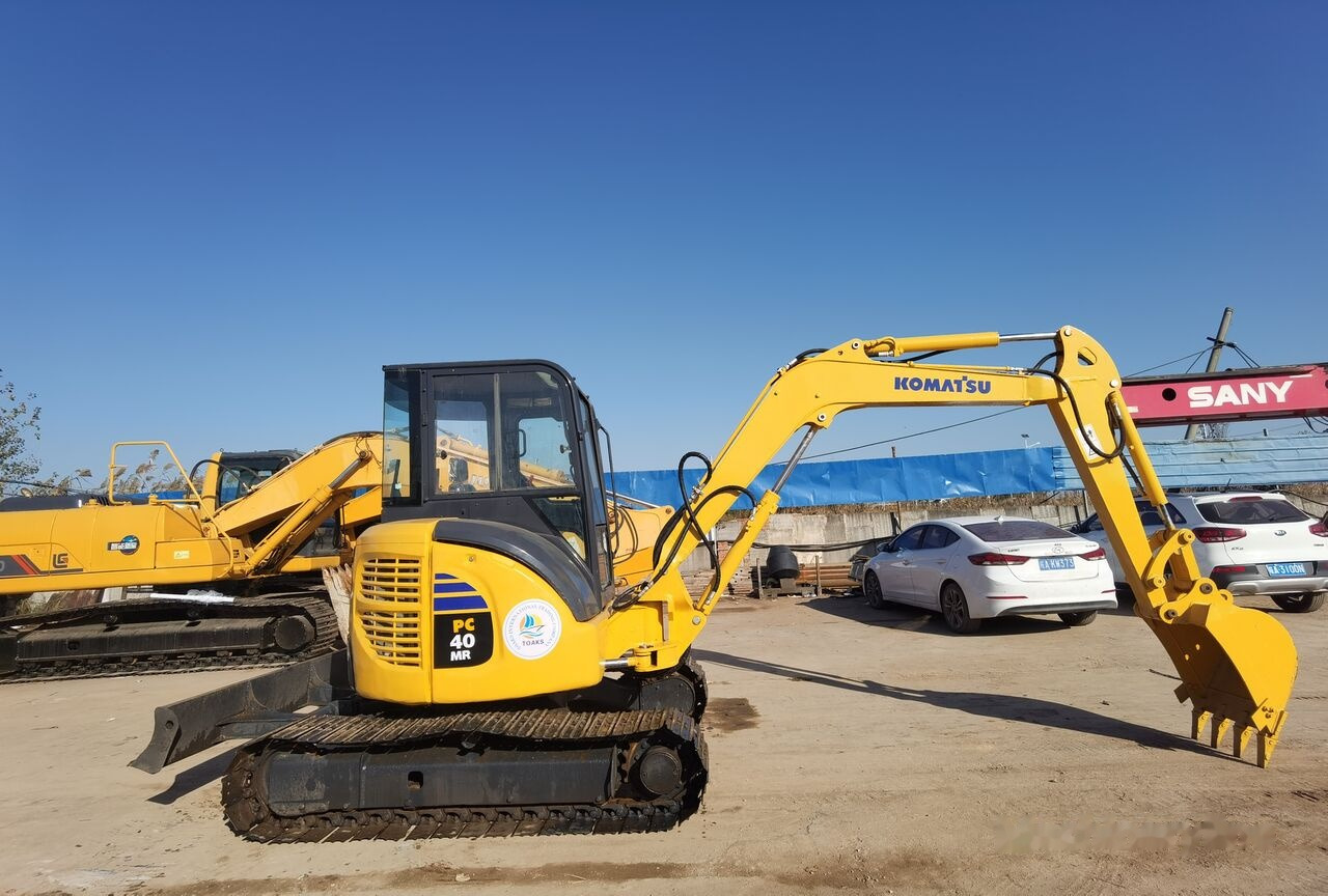 Komatsu PC40 - Мини-экскаватор: фото 4 Komatsu PC40 - Мини-экскаватор: фото 4