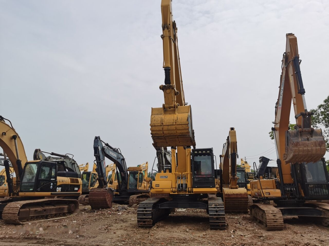 Komatsu PC450-8 - Гусеничный экскаватор: фото 5 Komatsu PC450-8 - Гусеничный экскаватор: фото 5