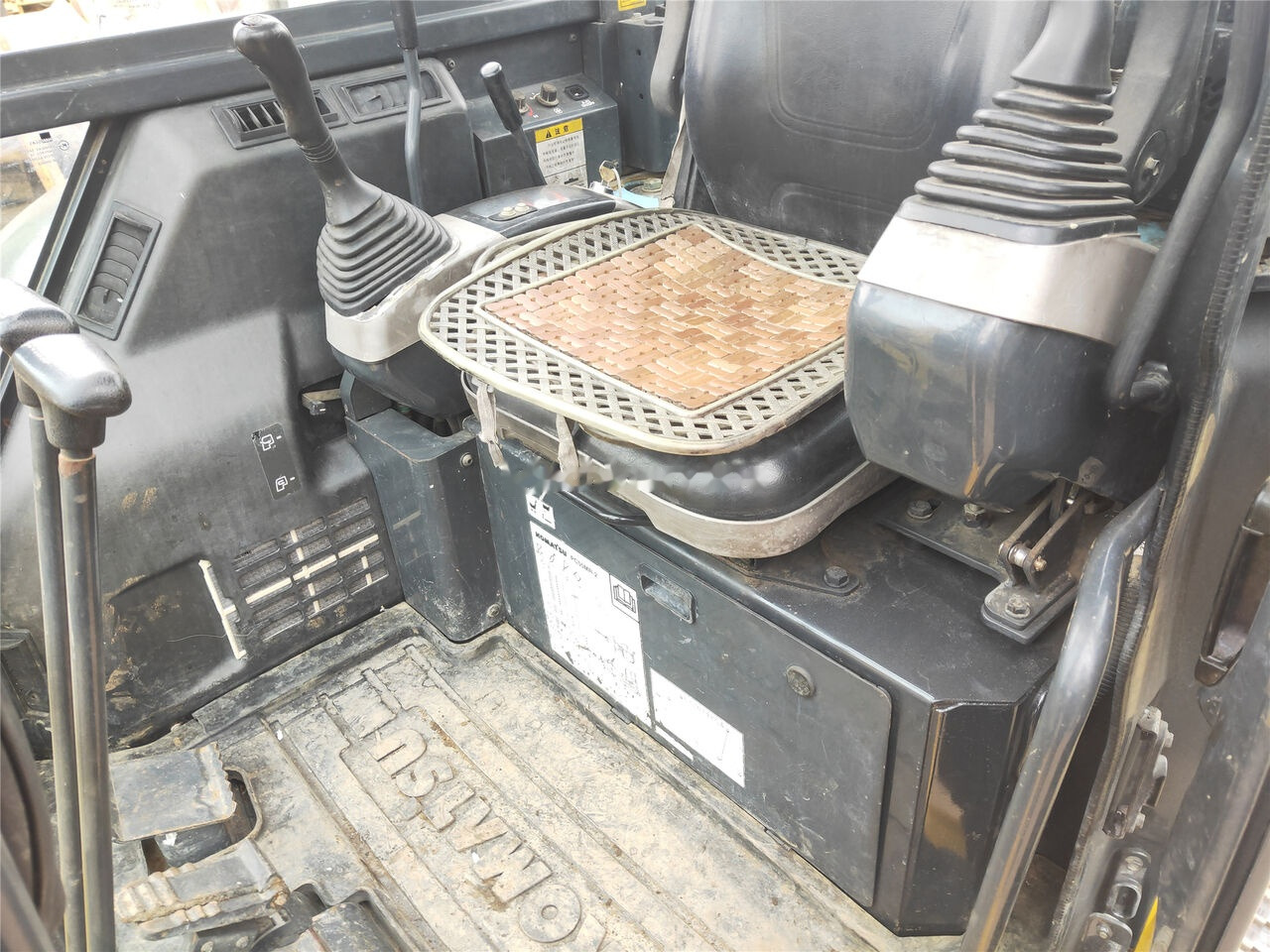 Мини-экскаватор Komatsu PC55: фото 8