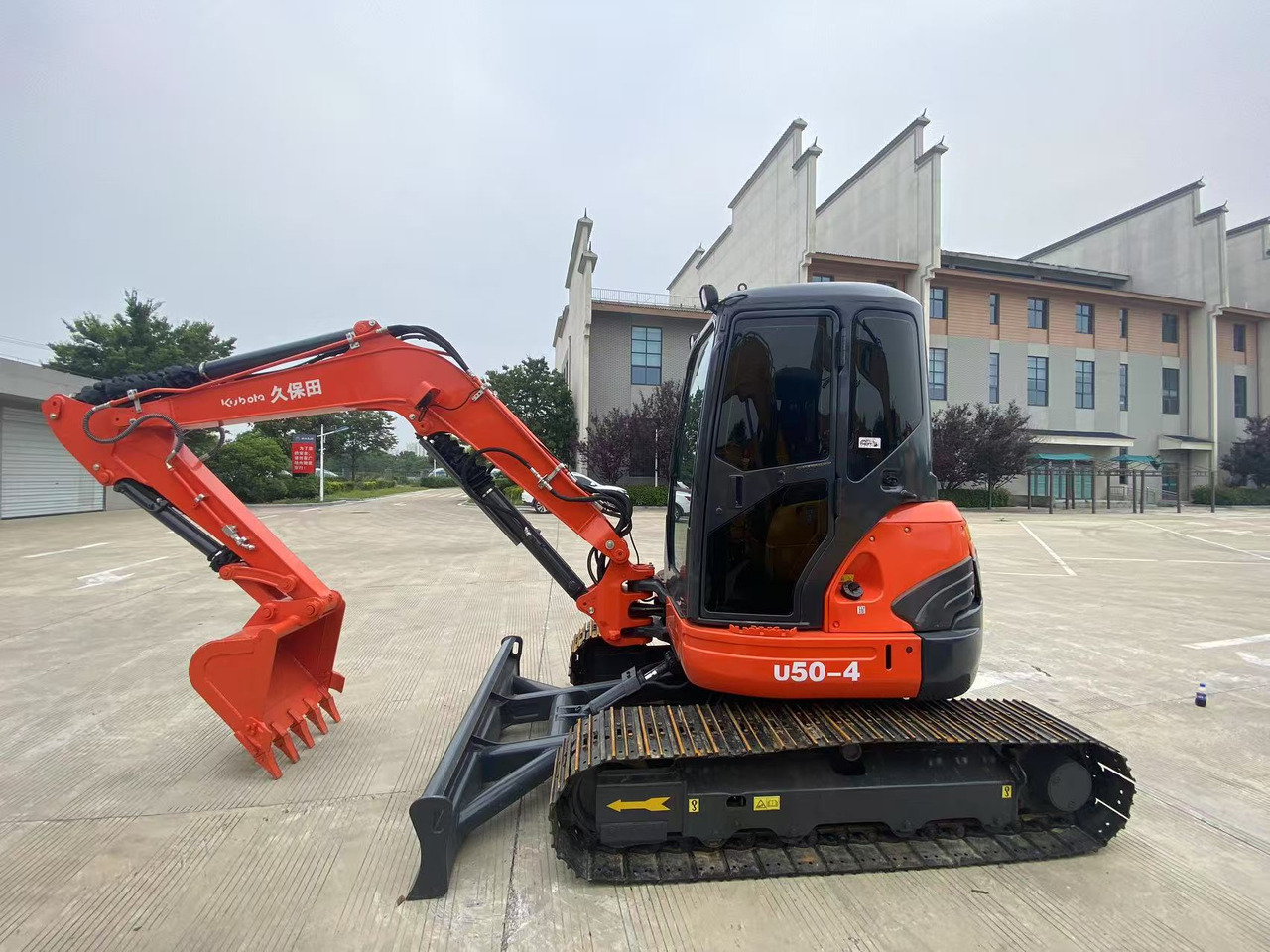 Kubota U50-4 - Мини-экскаватор: фото 1 Kubota U50-4 - Мини-экскаватор: фото 1