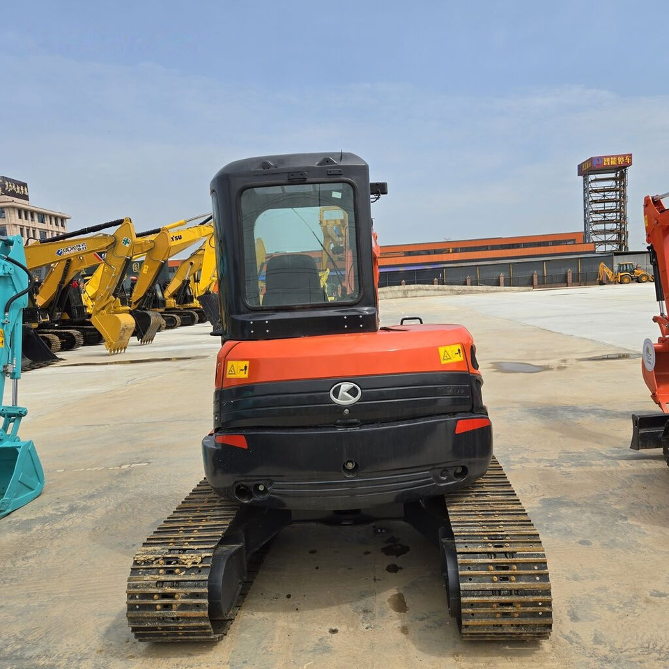Kubota U55 - Мини-экскаватор: фото 2 Kubota U55 - Мини-экскаватор: фото 2