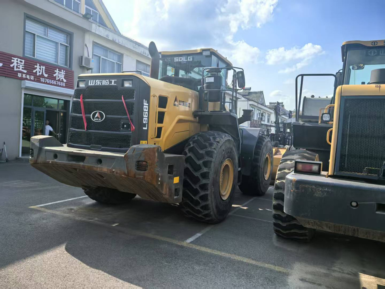 SDLG L968F - Колёсный погрузчик: фото 4 SDLG L968F - Колёсный погрузчик: фото 4