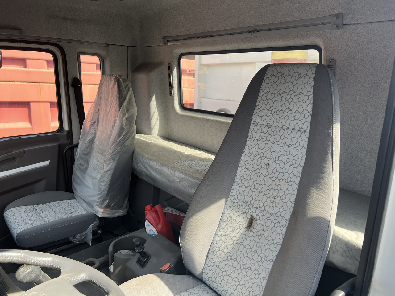 Самосвал SHACMAN M3000: фото 6