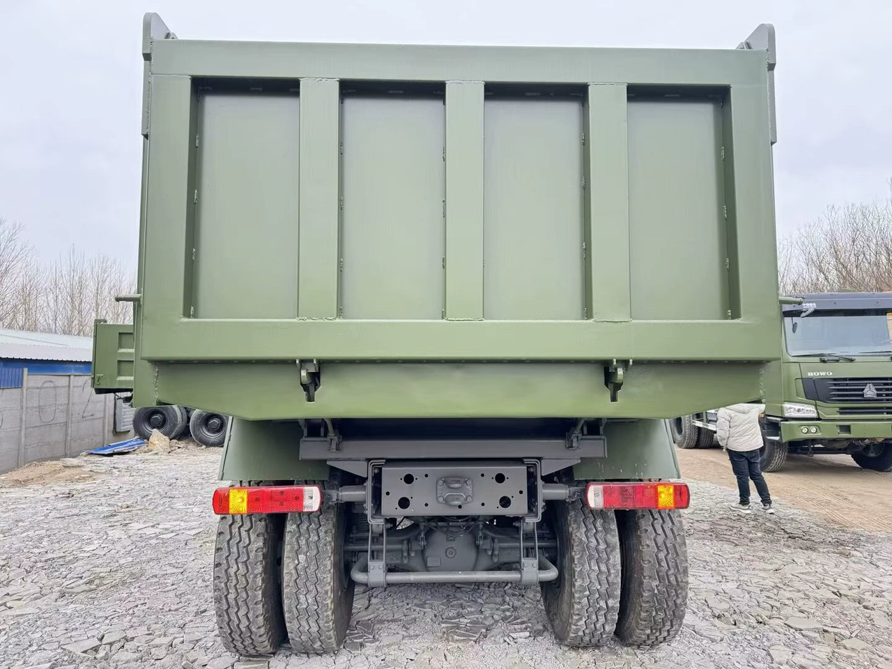 Самосвал SINOTRUK HOWO: фото 6