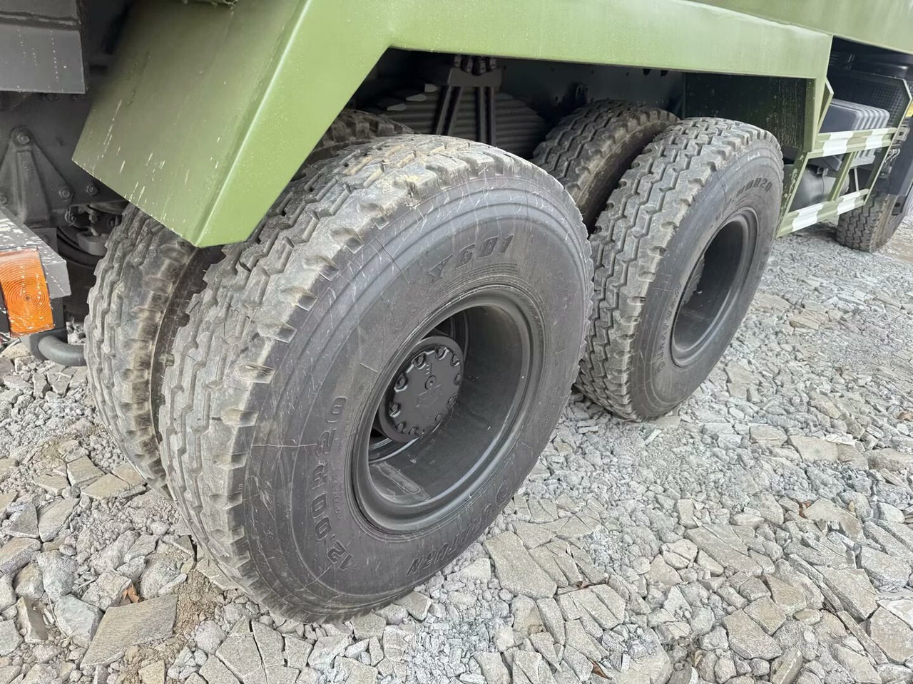 Самосвал SINOTRUK HOWO: фото 11