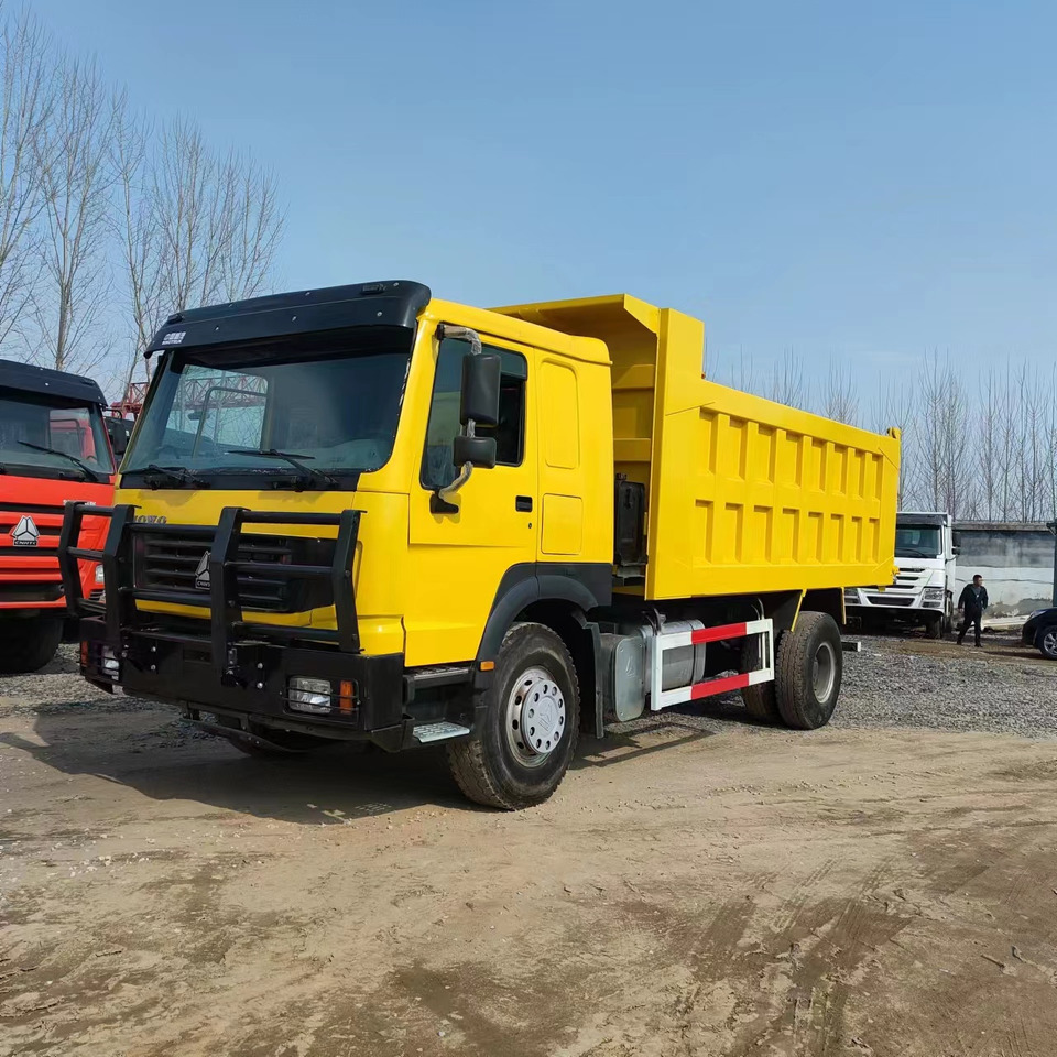 SINOTRUK HOWO - Самосвал: фото 3 SINOTRUK HOWO - Самосвал: фото 3