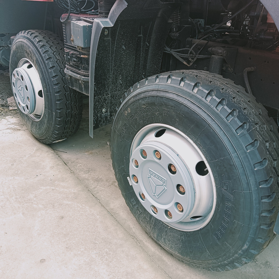 Самосвал SINOTRUK HOWO: фото 6 Самосвал SINOTRUK HOWO: фото 6