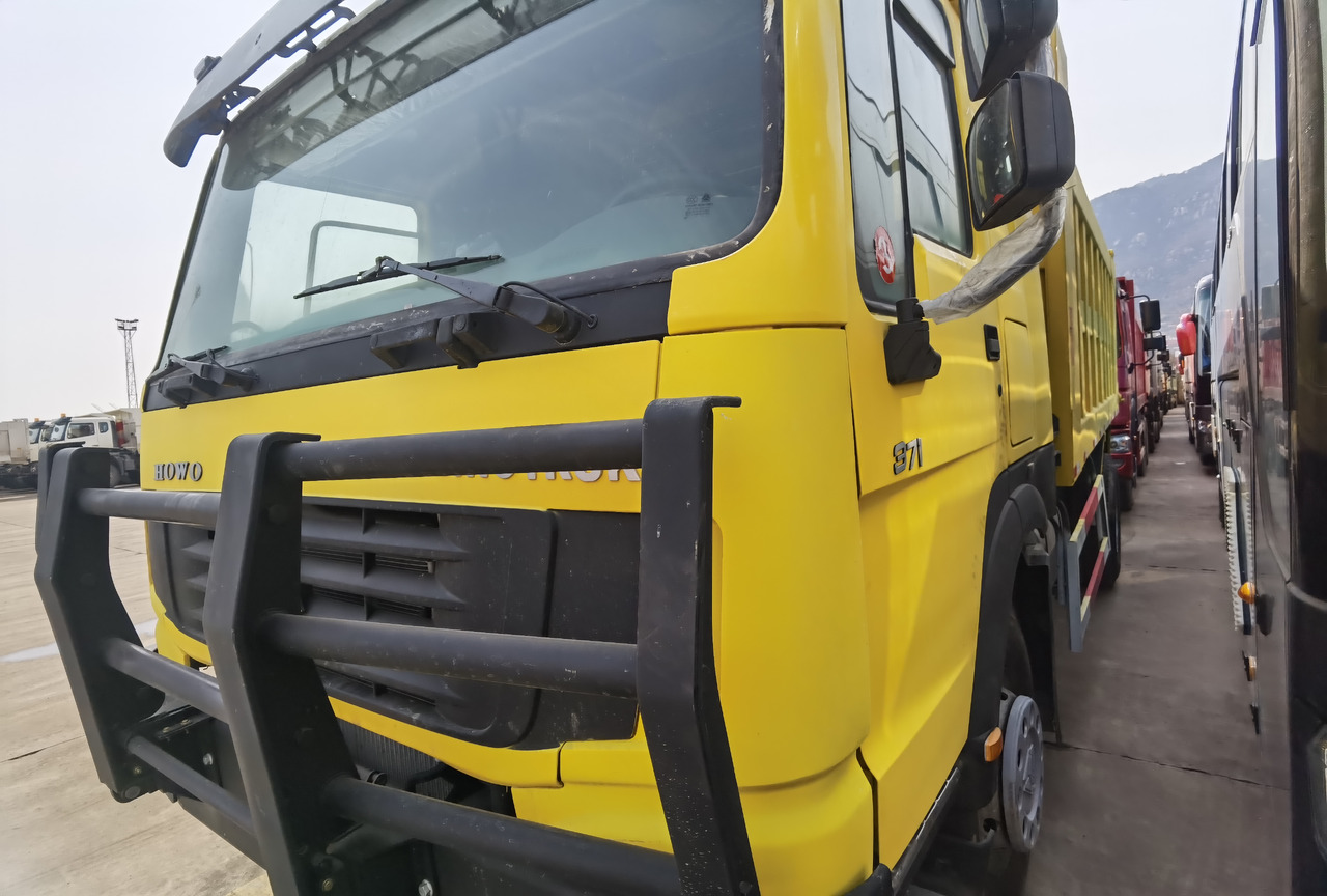 SINOTRUK HOWO - Самосвал: фото 4 SINOTRUK HOWO - Самосвал: фото 4