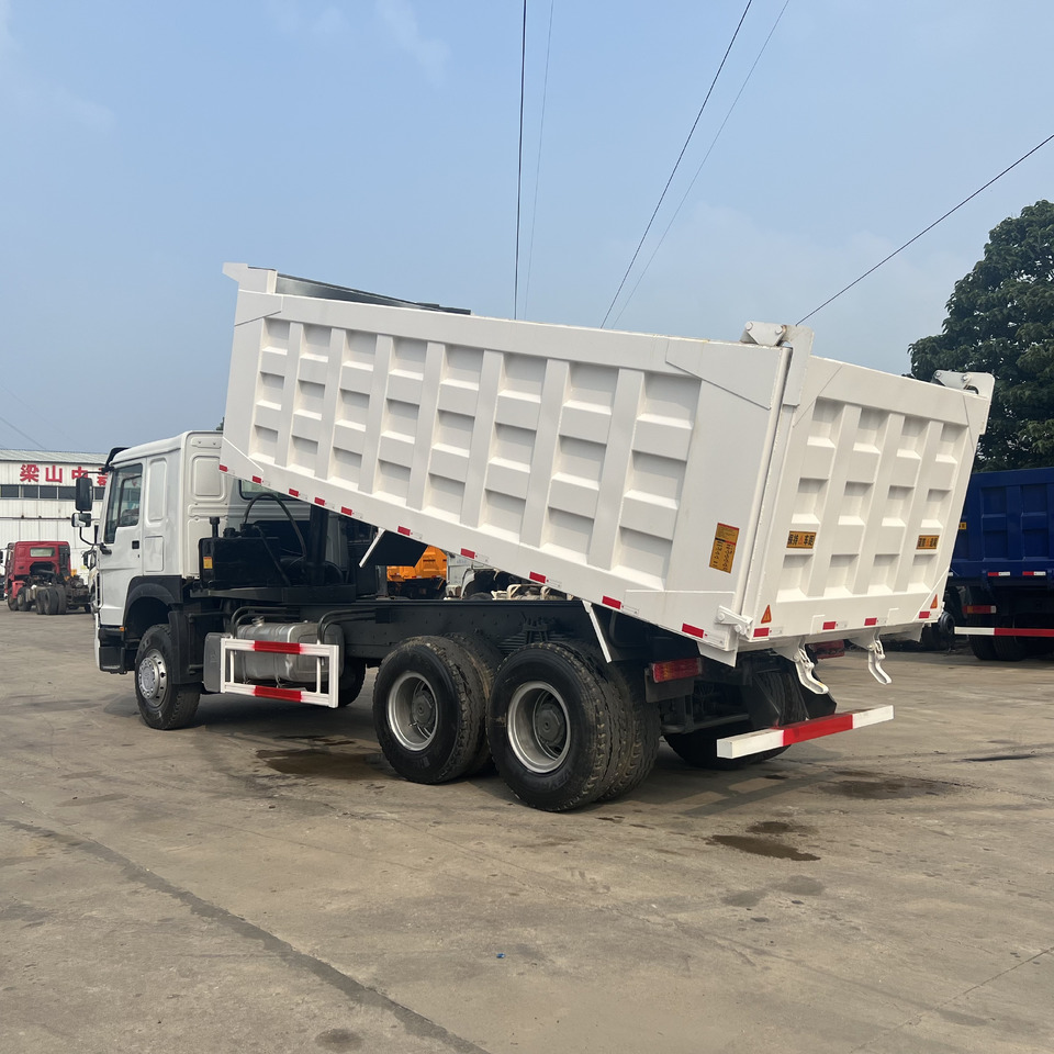 Самосвал SINOTRUK HOWO: фото 8