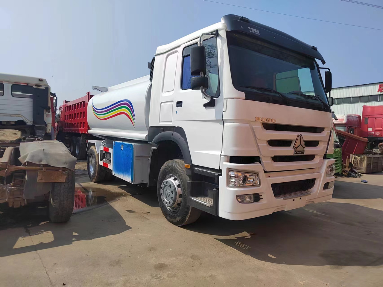 SINOTRUK HOWO - Грузовик-цистерна: фото 5 SINOTRUK HOWO - Грузовик-цистерна: фото 5