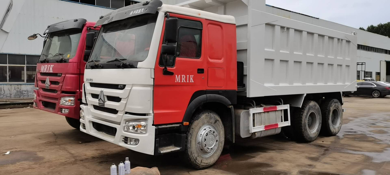 SINOTRUK HOWO - Самосвал: фото 1 SINOTRUK HOWO - Самосвал: фото 1