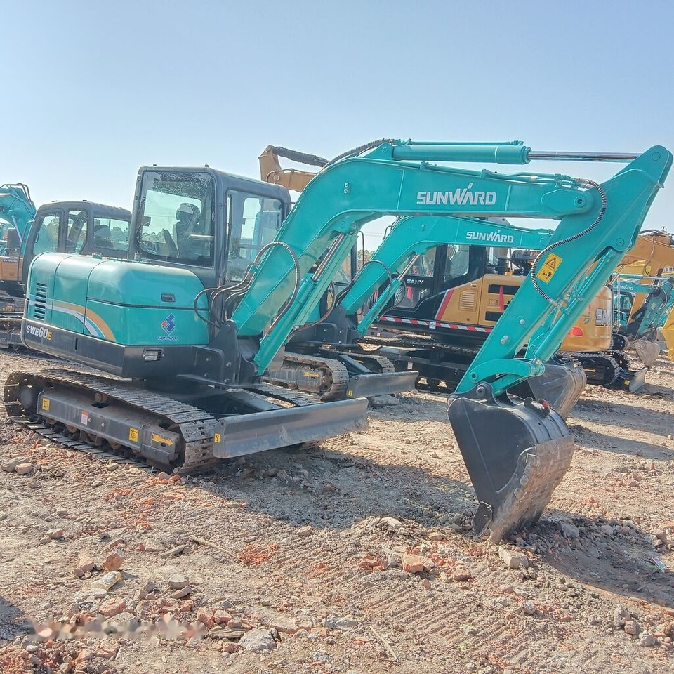 Мини-экскаватор Sunward SWE60E: фото 6