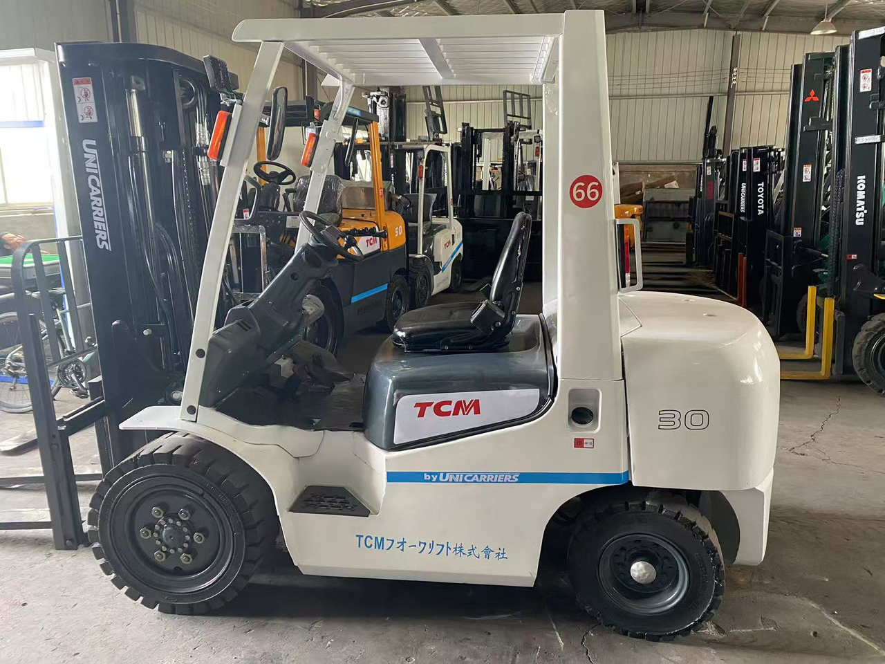 TCM FD30T3C - Дизельный погрузчик: фото 1 TCM FD30T3C - Дизельный погрузчик: фото 1